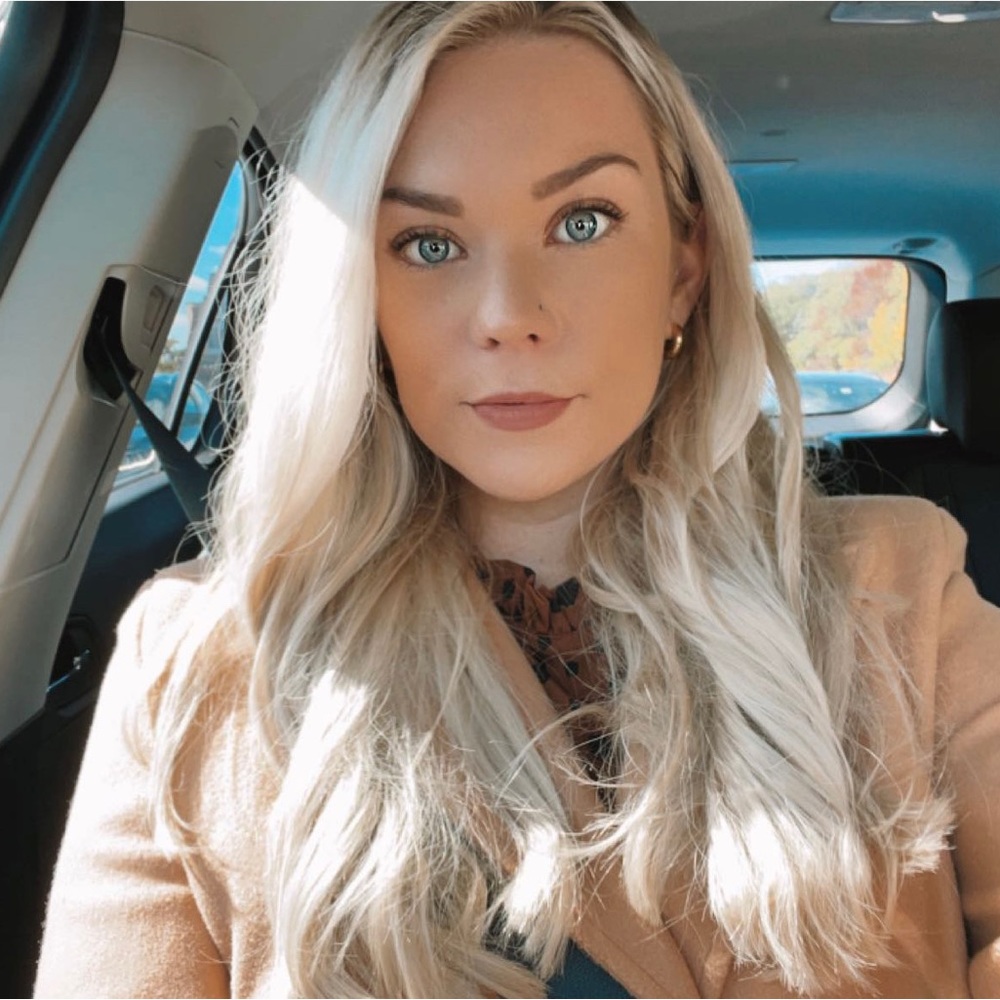 Meet your Posher, Savannah